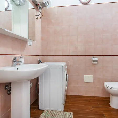 Palazzo Biscilia With Private Pool - Happy