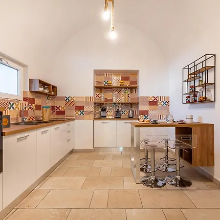 Palazzo Biscilia With Private Pool - Happy Villa *