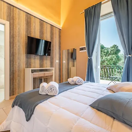Villa Palazzo Biscilia With Private Pool - Happy *